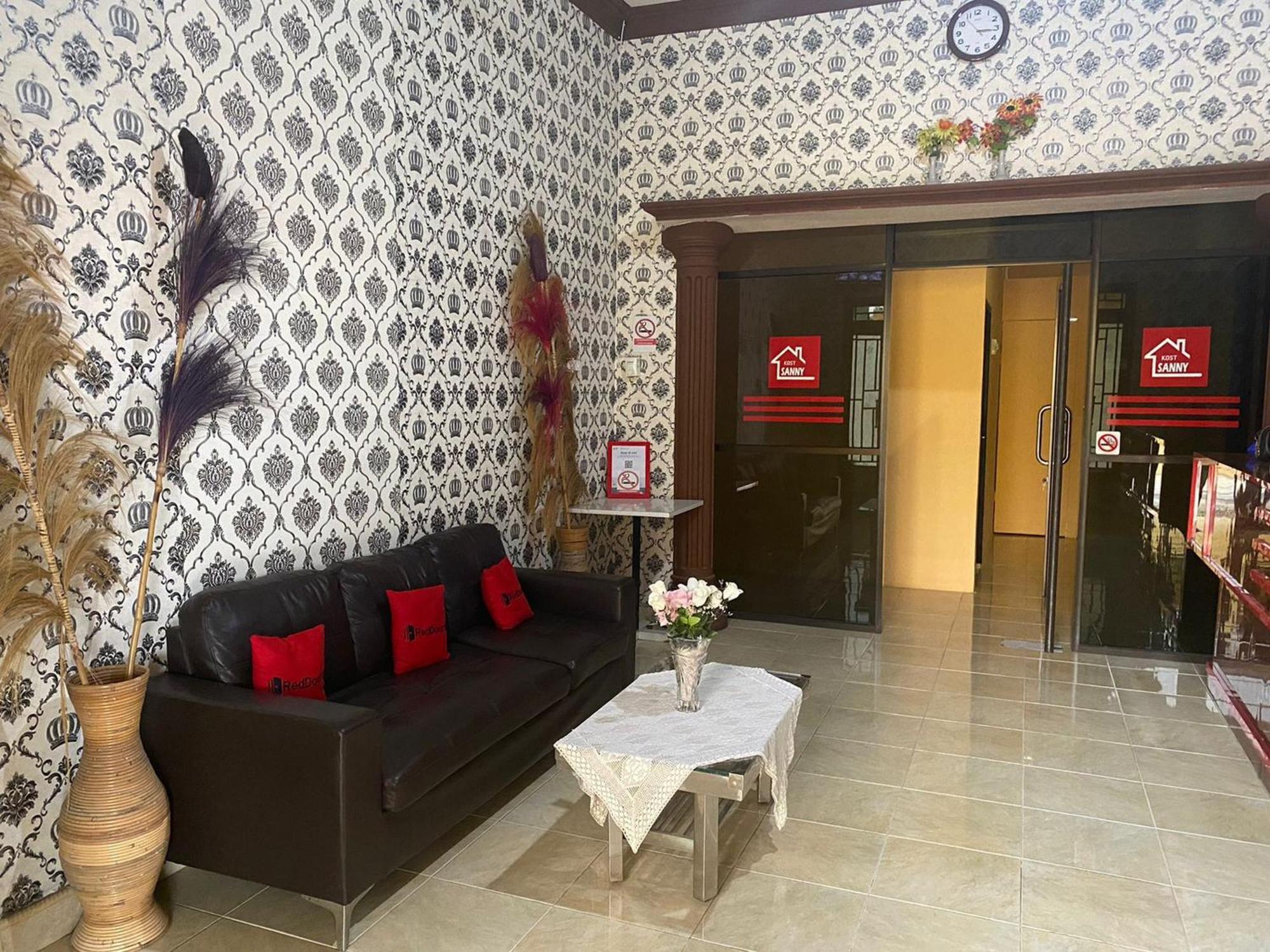 Reddoorz @ Jalan Padat Karya Prabumulih Perabumulih Dış mekan fotoğraf